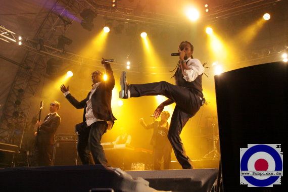 Madcon (N) 26. Summer Jam, Fuehlinger See Koeln - Green Stage 02. Juli 2011 (17).JPG